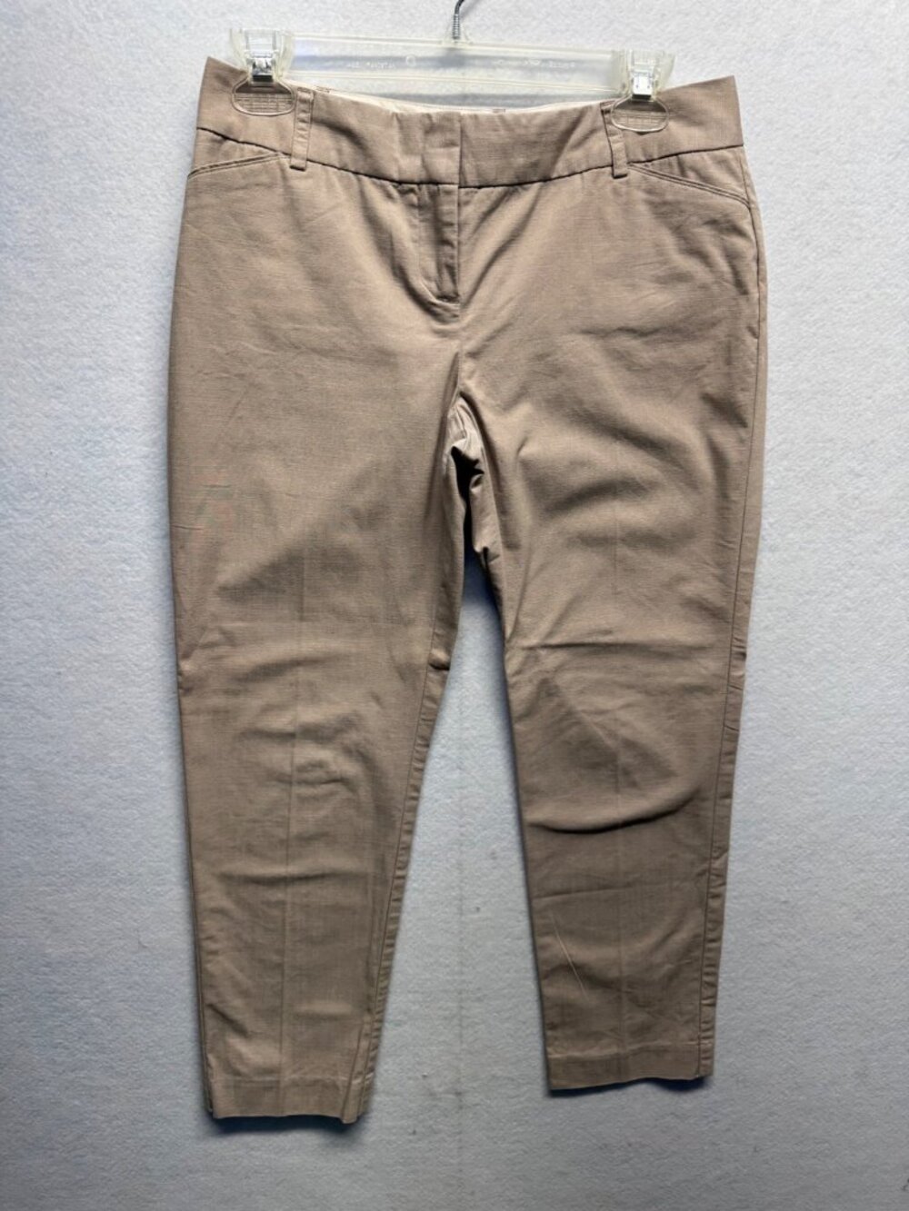 Womens Van Heusen Stretch Khaki Pants Size 2  Cotton Blend